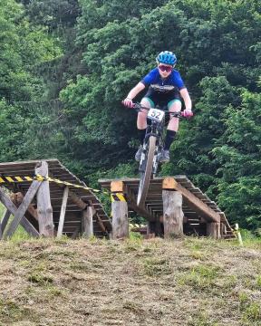 Kolesarji Kolesarskega kluba Ravne odlični na tretji dirki (7)